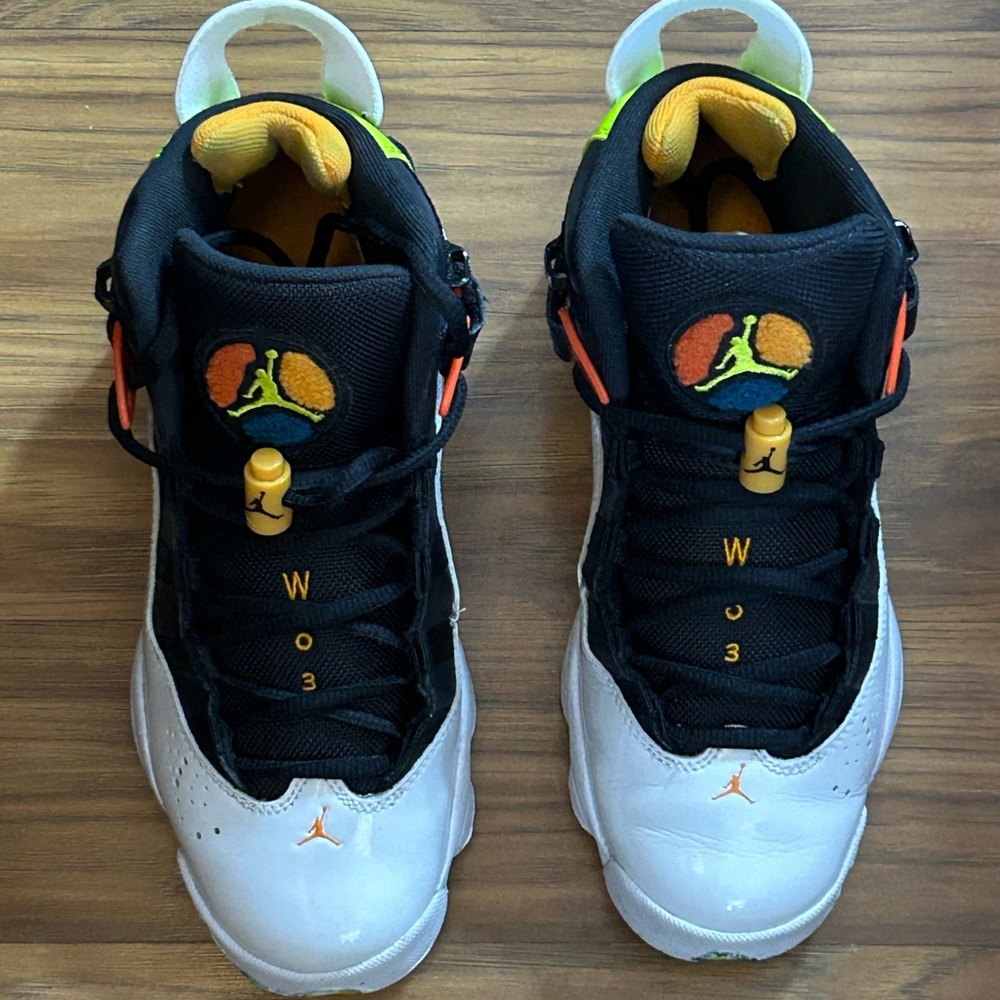 JORDAN 6 RINGS (GS) WHITE / GREEN STRIKE-BLACK   YOUTH SIZE-5.   323419 130